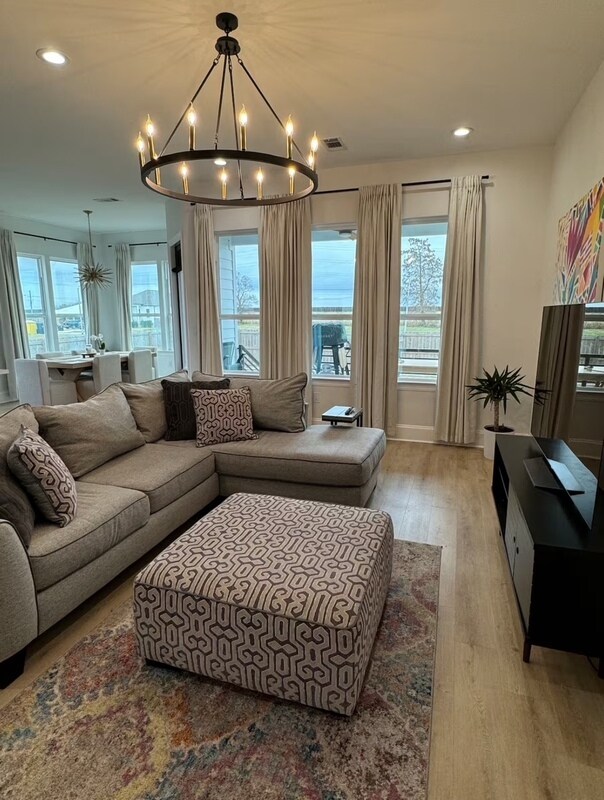 8413 Benjamin St in Chalmette, LA - Building Photo - Building Photo