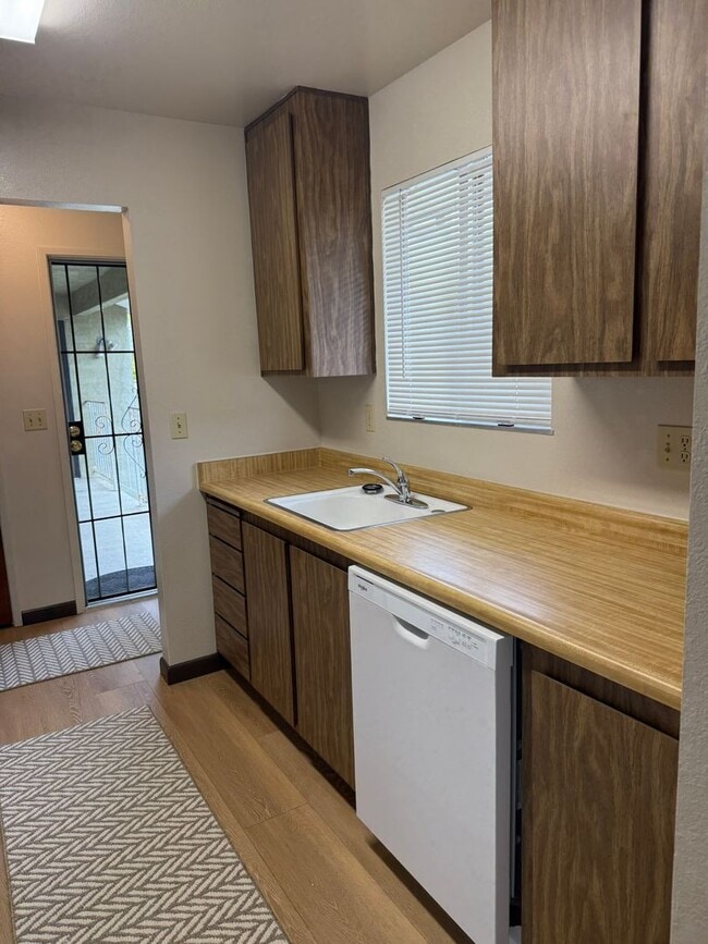 765 Pope Dr in Vallejo, CA - Building Photo - Building Photo