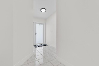 48 Bentwater Cir in Boynton Beach, FL - Building Photo - Building Photo