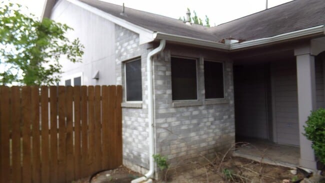 21426 Grand National Ave in Pflugerville, TX - Building Photo - Building Photo