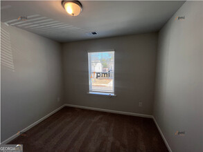 451 Payne Dr in Mcdonough, GA - Building Photo - Building Photo