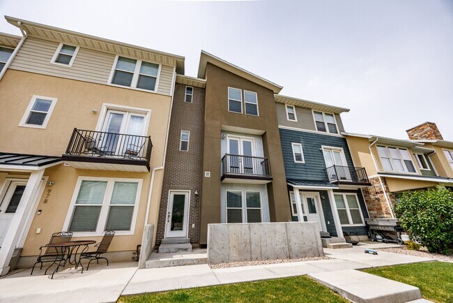 972 S High Ridge Dr in Spanish Fork, UT - Building Photo - Building Photo