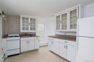 72 High Ave in Nyack, NY - Building Photo - Building Photo