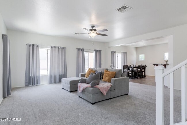 property at 44175 W Knauss Dr