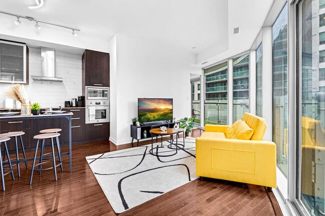 property at 19 York St