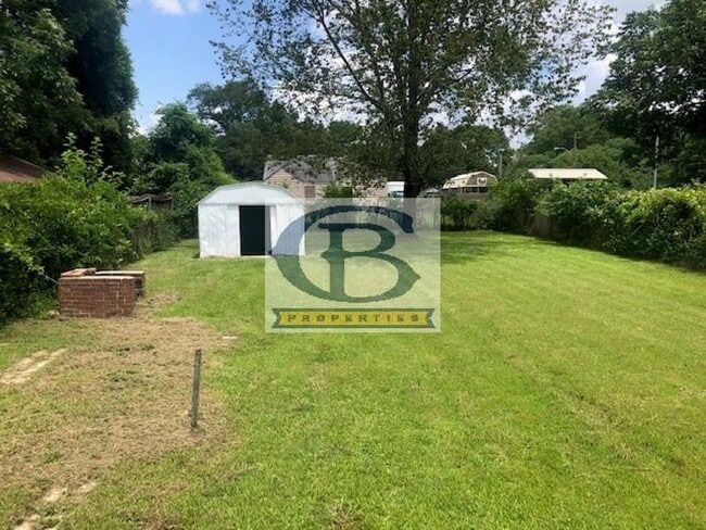 2574 Pershing Ave in Memphis, TN - Building Photo - Building Photo