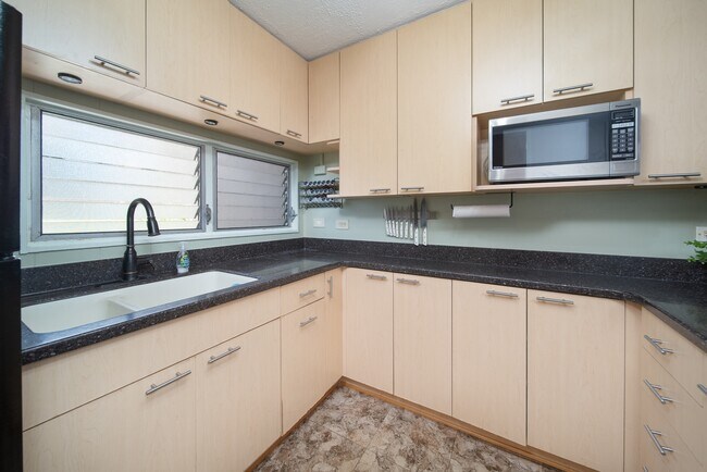 92-751-751 Makakilo Dr in Kapolei, HI - Building Photo - Building Photo