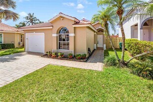 15472 SW 148th Terrace in Miami, FL - Building Photo