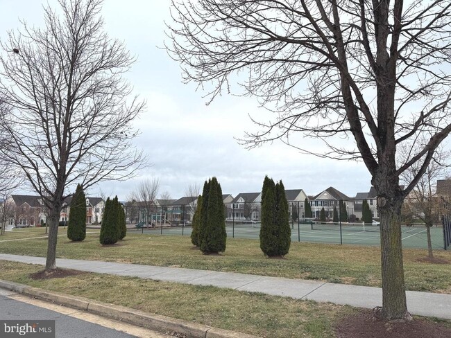 60 Deerbrook Dr in Charles Town, WV - Building Photo - Building Photo