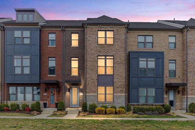 property at 44735 Medway Ter