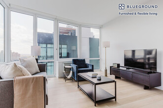 425 Summit Ave, Unit FL19-ID1575 in Jersey City, NJ - Building Photo - Building Photo