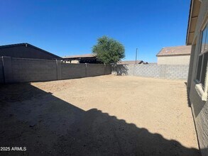 12610 W Northview Ave in Glendale, AZ - Building Photo - Building Photo