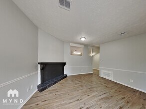 7792 Chase Woods Dr in Jonesboro, GA - Building Photo - Building Photo