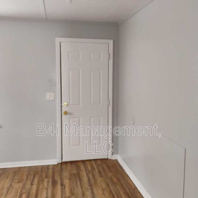 103 Whaley St in Hogansville, GA - Building Photo - Building Photo