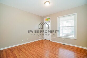 392 N Garfield Ave in Columbus, OH - Building Photo - Building Photo