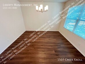 1507 Creek Knoll in San Antonio, TX - Building Photo - Building Photo
