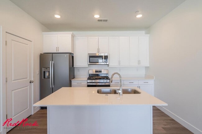 property at 5801 S Garnet Dr