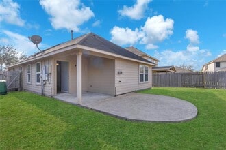 10939 Clearsable Ln in Houston, TX - Building Photo - Building Photo