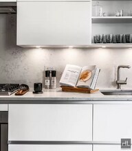 East 44th Street, Unit 12H in New York, NY - Building Photo - Building Photo