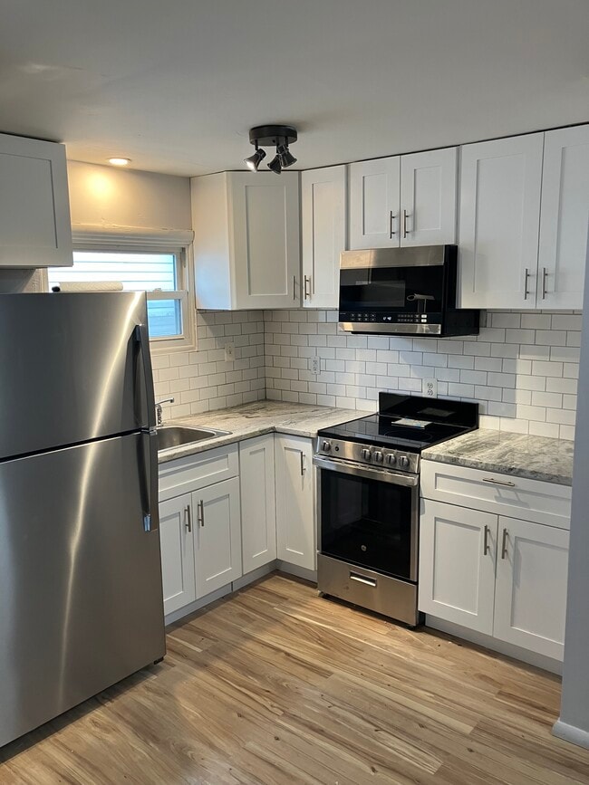 43 Sycamore St, Unit 2