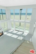 2419 Ocean Front Walk in Los Angeles, CA - Building Photo - Building Photo