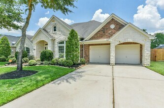 15914 Cedar Shores Ln in Houston, TX - Building Photo - Building Photo