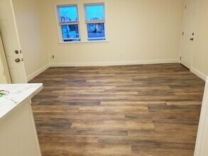 1 Main St, Unit 2 in Fairhaven, MA - Building Photo - Building Photo