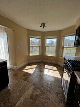 9240 Crossing Dr in Fishers, IN - Building Photo - Building Photo