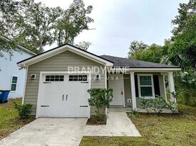 7600 Free Ave in Jacksonville, FL - Building Photo