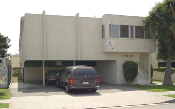 12610 Caswell Ave in Los Angeles, CA - Building Photo - Building Photo