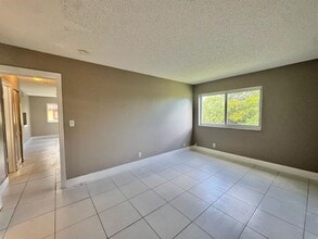 3556 NW 114th Terrace in Coral Springs, FL - Building Photo - Building Photo