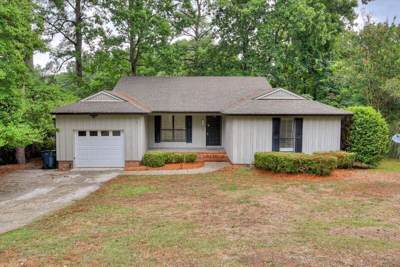 241 Brooks Dr in Martinez, GA - Building Photo