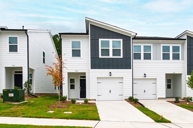 property at 1129 Merlot Hills Ln.