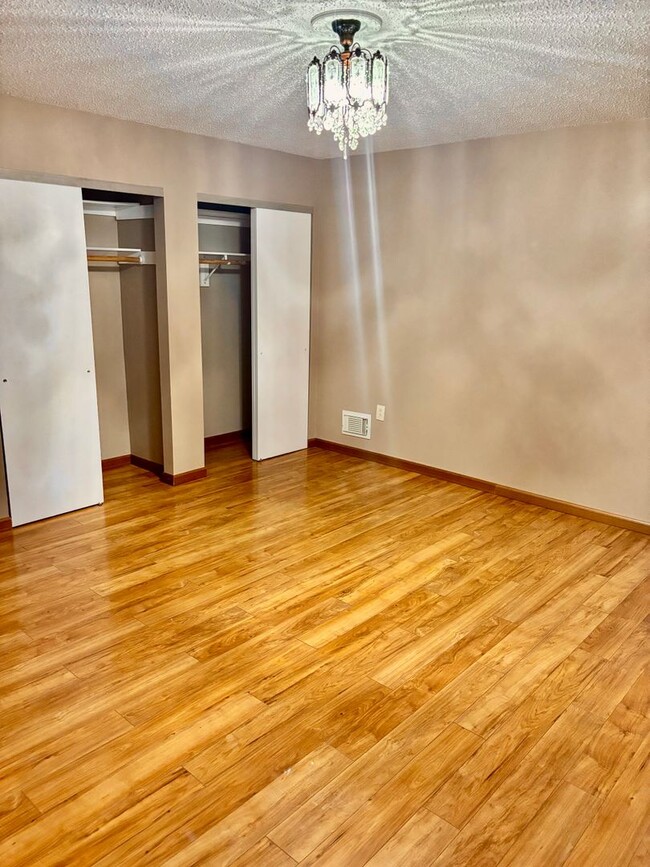 3 Kingston Close in Freehold, NJ - Building Photo - Building Photo
