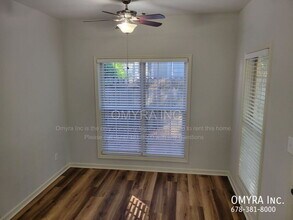 3001 Rosebrook Dr in Decatur, GA - Foto de edificio - Building Photo