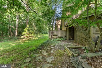 2224 Glencourse Ln in Reston, VA - Building Photo - Building Photo