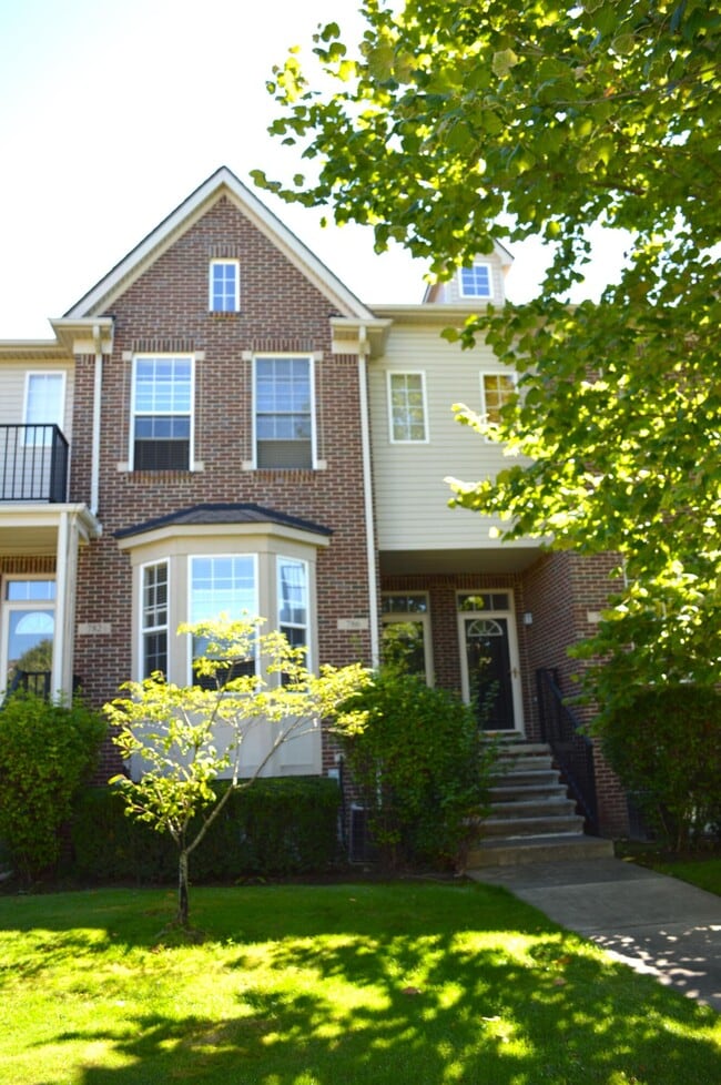 property at 786 Summerfield Dr