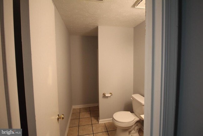 19539 Fetlock Dr in Germantown, MD - Building Photo - Building Photo
