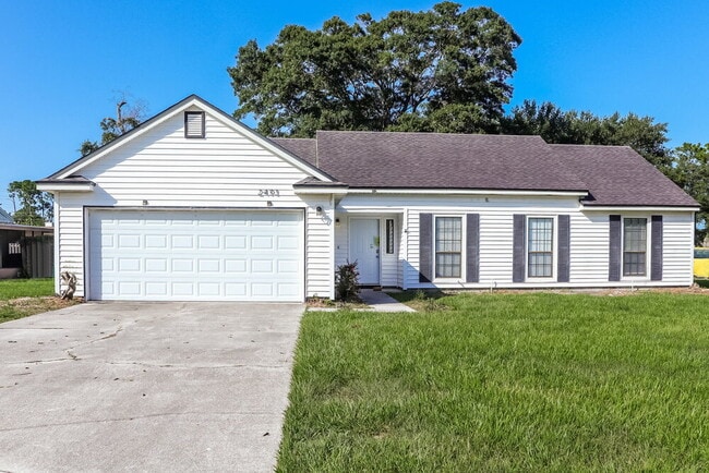 property at 2493 Bluffton Dr
