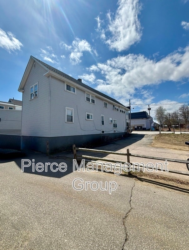 111 S Main St in Concord, NH - Building Photo - Building Photo