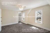 839 Hays Park Ave photo'