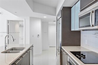 55 SE 6th St in Miami, FL - Building Photo - Building Photo