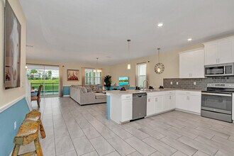 1524 Flange Dr in Davenport, FL - Building Photo - Building Photo
