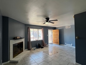 903 Probasco Way in Sparks, NV - Foto de edificio - Building Photo