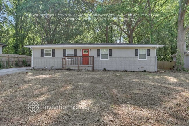 property at 2922 Meadowview Dr SE