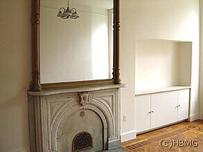 1401 Madison Ave in Baltimore, MD - Foto de edificio - Building Photo