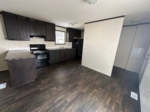 103 Pepper Ln in Battle Creek, MI - Building Photo - Building Photo