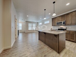 7029 S 11th St in Ridgefield, WA - Building Photo - Building Photo