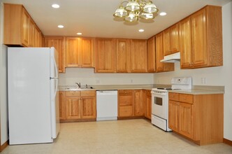 8176 W Boekel Rd in Rathdrum, ID - Building Photo - Building Photo