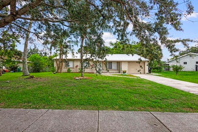 property at 766 SW Belmont Cir